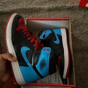 Jordan 1 nc to chi (w)